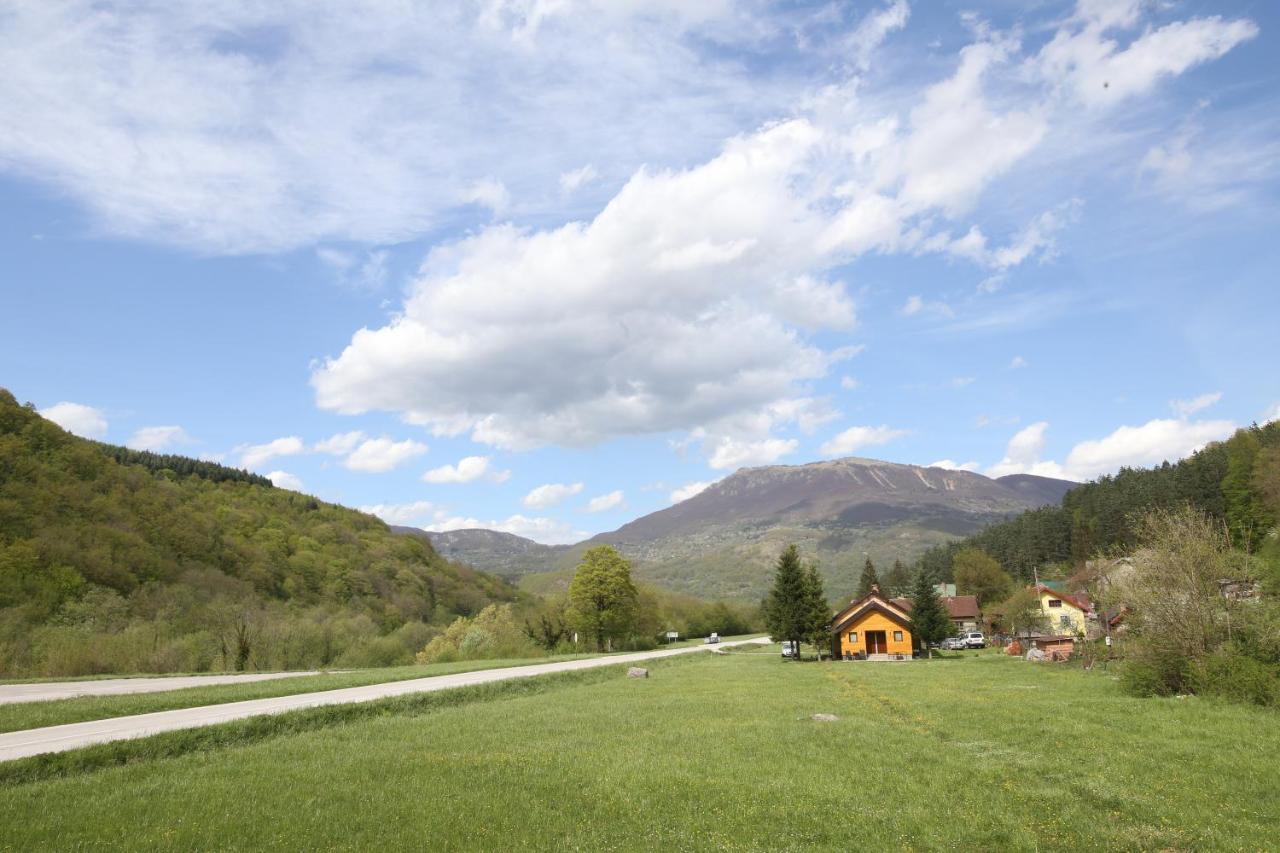 Apartman Zelengora Tjentiste Bagian luar foto