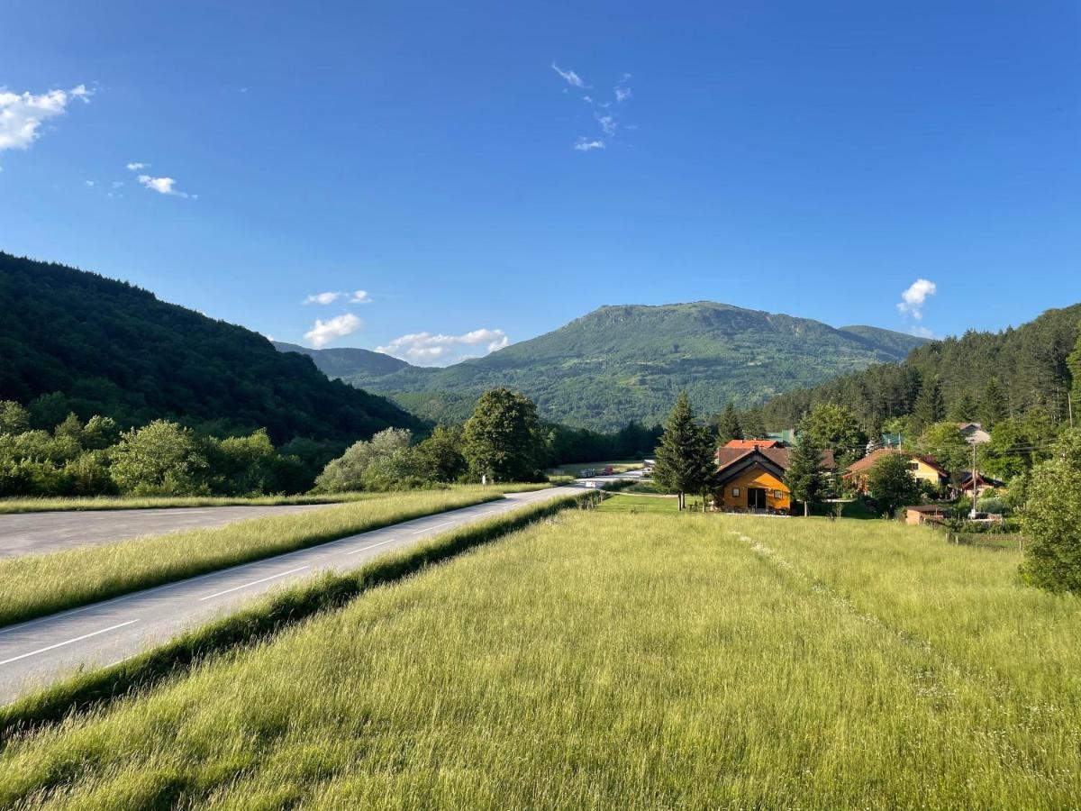 Apartman Zelengora Tjentiste Bagian luar foto
